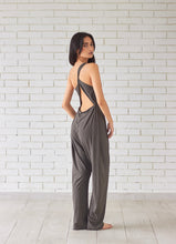 Cargar imagen en el visor de la galería, PRE-ORDER TEMPLO JUMPSUIT