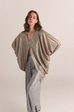 Cargar imagen en el visor de la galería, COSMOS COVER UP